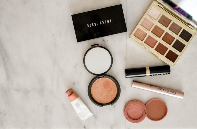 Discover the Best Beauty Products at RadiantAuraMart